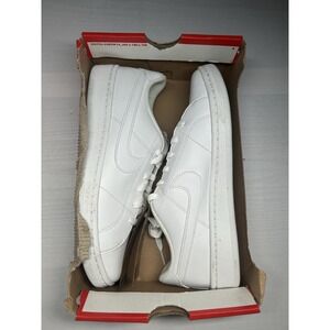 Nike Court Royale 2 Triple White WMNS - Size 9 - HD3159 100 - New/No Lid